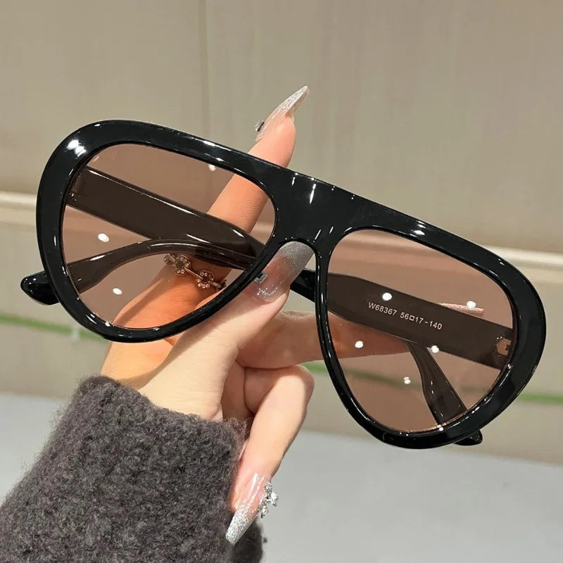 Chic Oversized Oval Sunglasses